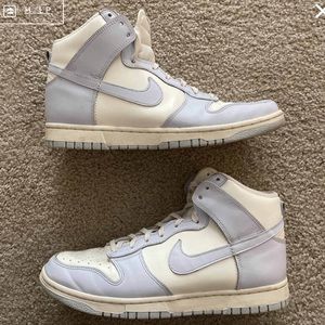 Nike Women’s Dunk High ‘Football Grey’ size 9.5